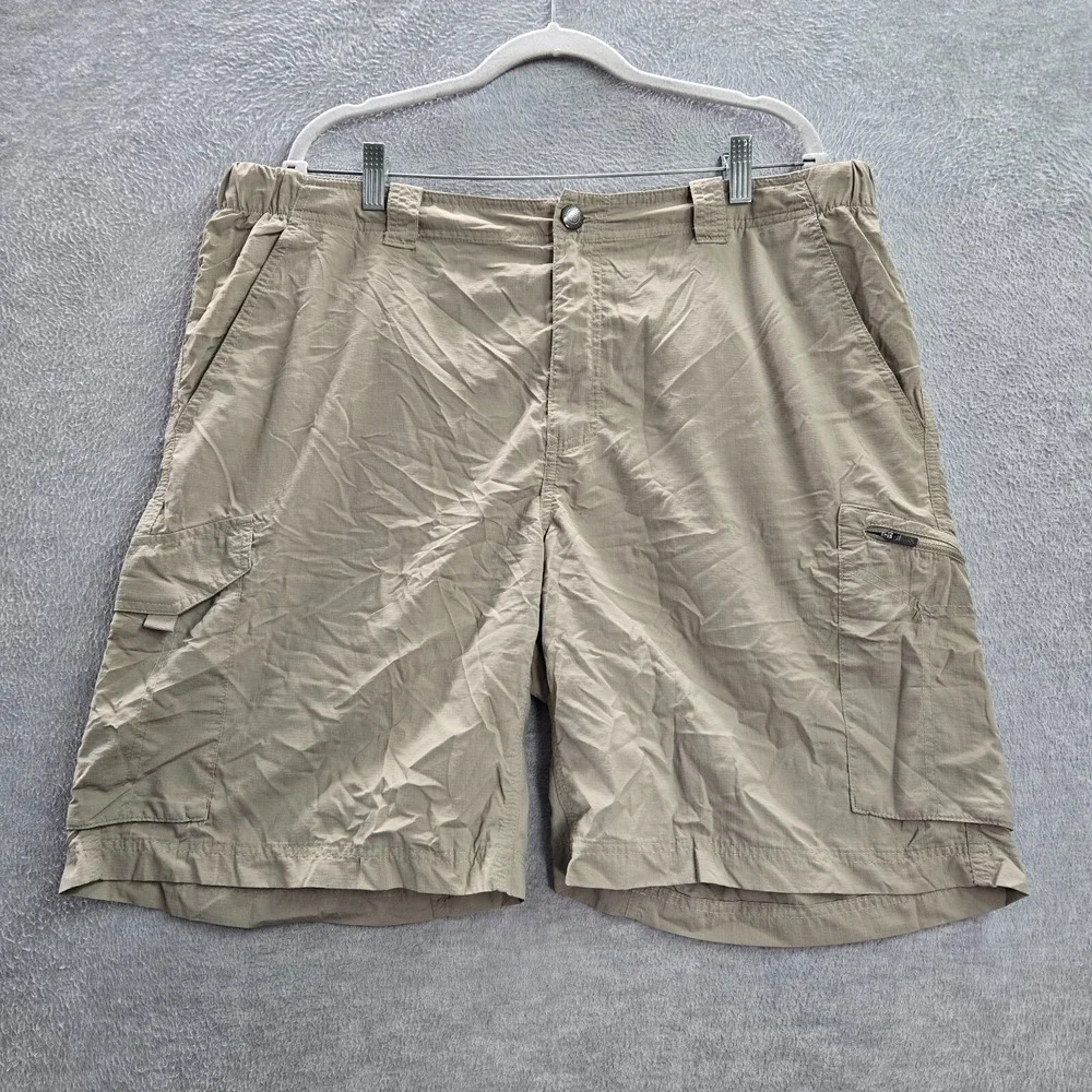 Columbia Men Shorts 40 Beige Chino Omni Shade Cargo‎ Pockets Nylon 9 in Inseam